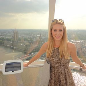 Meet your Posher, Petra